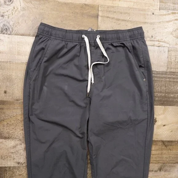 Vuori Kore Jogger men's medium charcoal lined athletic joggers - Picture 2 of 16